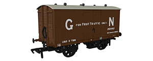 930005 Rapido Trains - GNR 8 Ton Van – GN Insulated Meat Livery No.8354